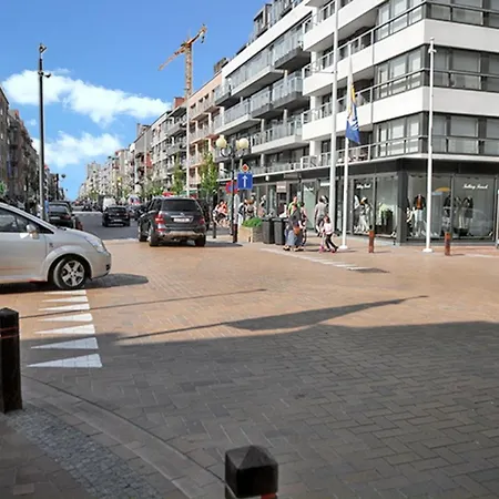 Modern With Sea View In Nieuport, 65 M² ניופורט